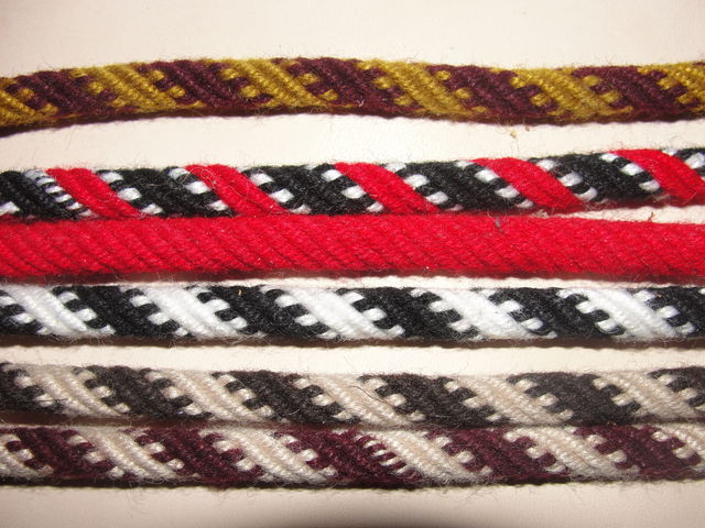 COLORES DE LA RIENDAS Y CABESTROS