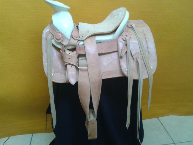   #002 montura cantinas redondas $3,800